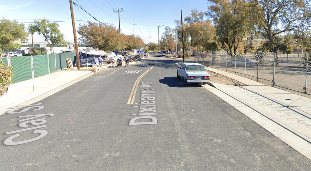 Dixieanne Ave approaching Swanston Station